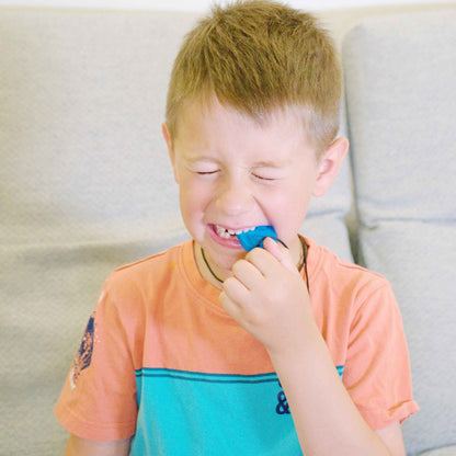 Silicone chew necklace (man)